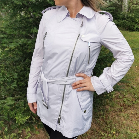 Lavender Burberry Jacket - Picture 13 of 13